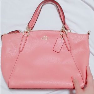 🌸Adorable pink Coach bag!🌸